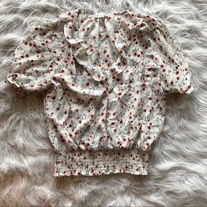 Floral lightweight blouse